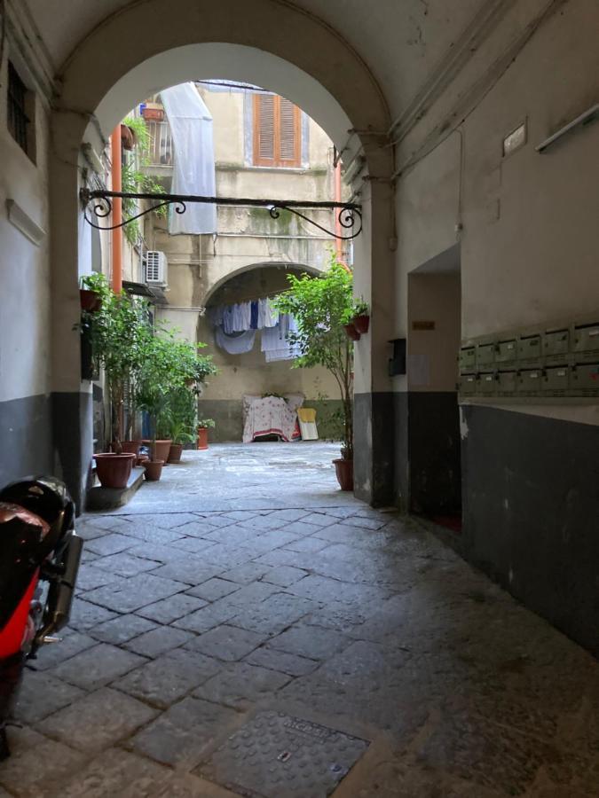 Zuccarella "Zuccherino"Nel Cortile Apartment Naples Luaran gambar